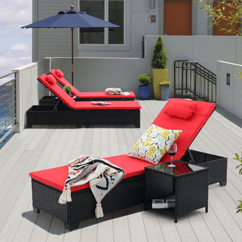 PE Rattan Outdoor Lounge Chair (Single), Red