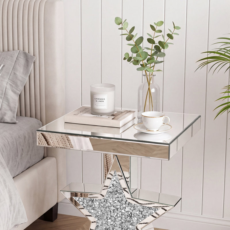 Table d'appoint argentée miroir avec base en forme d'étoile à effet diamant, table de chevet moderne pour salon, petite table d'appoint pour chambre ou bureau, 45 x 34 x 54 cm