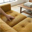 Canapé Talmadge - fabriqué aux États-Unis, options de tissu personnalisées, mobilier de canapé en gros classique - thé Hepburn Chai - tissu jaune moutarde