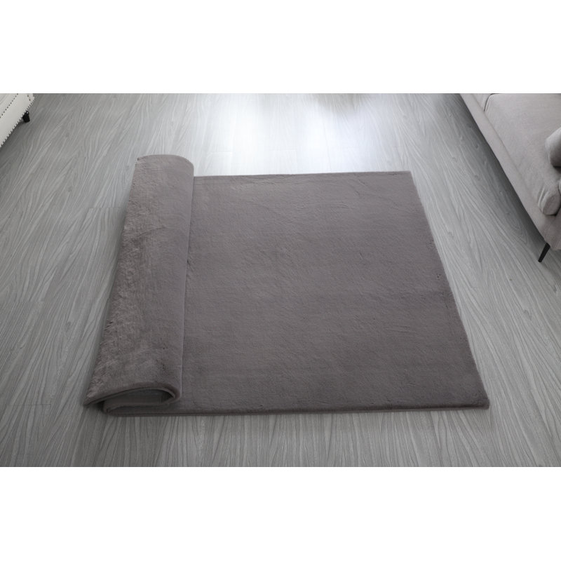 Tapis touffeté gris, Rectangle 5 pi x 7 pi