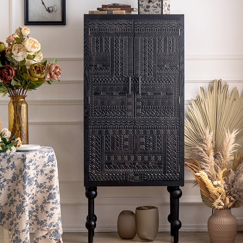 Buffet Mid-Century moderne en bois massif noir