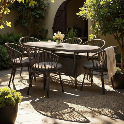 Ensemble repas 7 pièces Boho-Industrial avec table et chaises en rotin | Mobilier de patio 6 places pour terrasses couvertes, osier PE imperméable, assemblage rapide