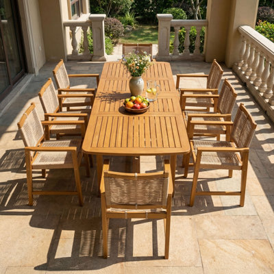  Table de salle à manger extensible rectangulaire pour l'extérieur avec trou pour parasol 2 po, patio en bois d'eucalyptus massif l 95 po, tables résistantes aux rayons UV, compacte de 6 à 8 chaises - finition naturelle.