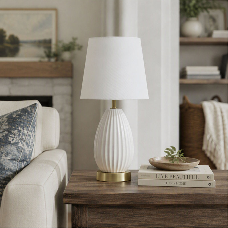 Lampe de table, ensemble de 2, 18 po, finition laiton antique et blanc, interrupteur rotatif, douille E26, 60 W maximum (ampoule non incluse)