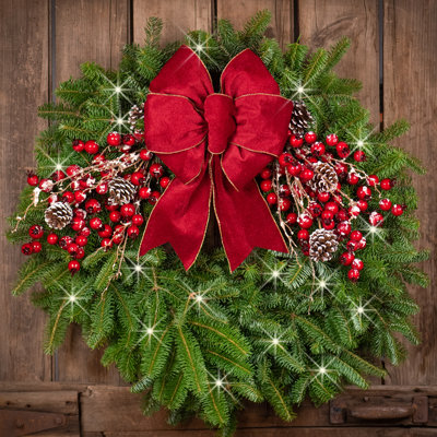 Handcrafted Fresh (Live) Lighted Fir 25'' Wreath