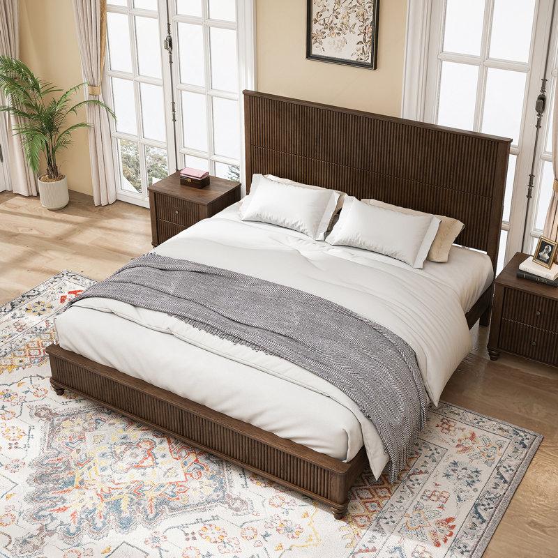 Bedroom set, 3 Pieces : Bed, 2 Nightstands, Walnut, King
