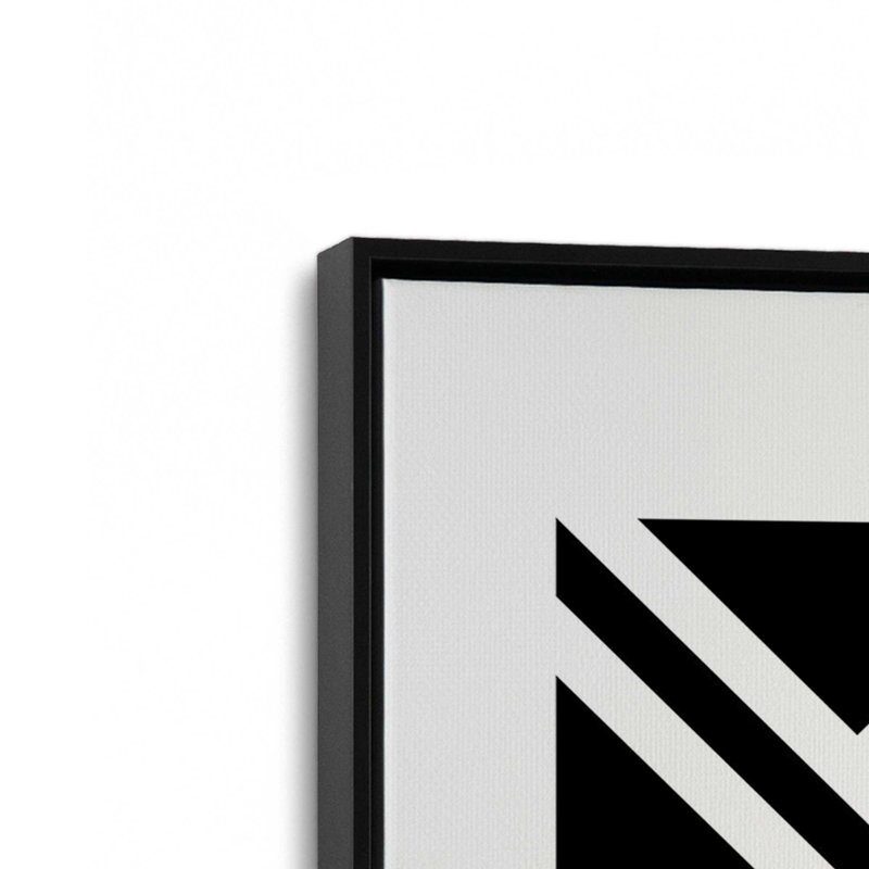 «Triangle Bauhaus Grid», reproduction sur toile, Cadre flottant noir satiné, H 18,75 po x l 12,75 po x P 1,75 po