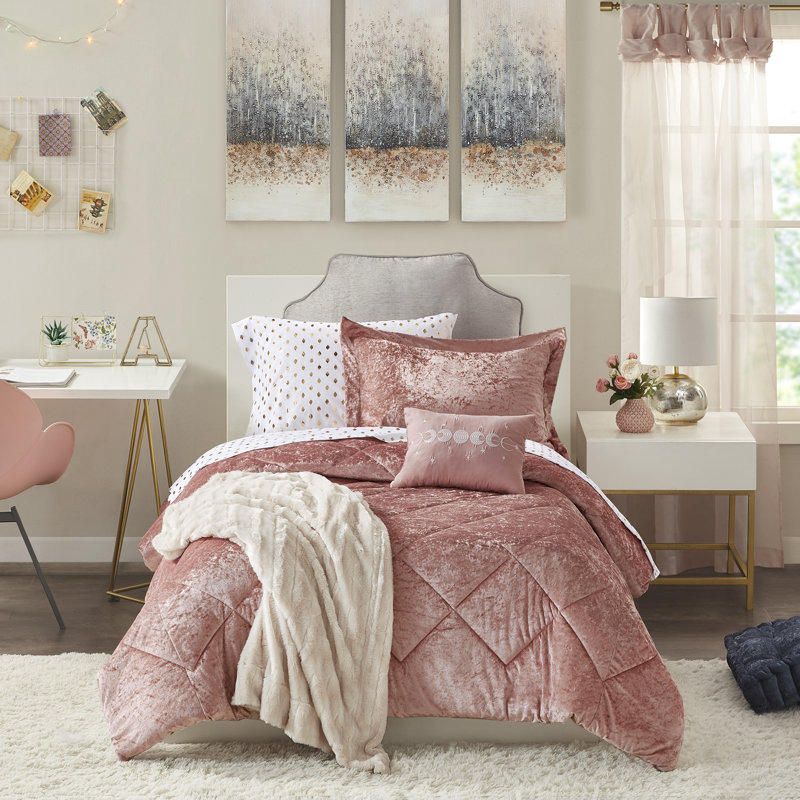 Felicia Crushed Velvet Comforter Set with Throw Pillow, Full/Queen Comforter+2Standard Sham+Throw Pillow, Blush