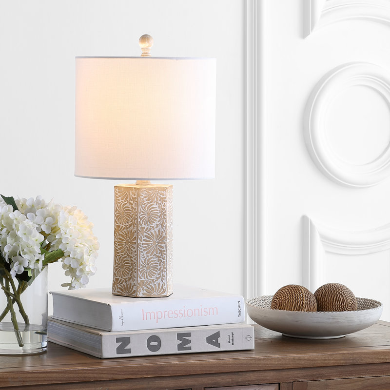 Lampe de table beige 18,5 po Ursina