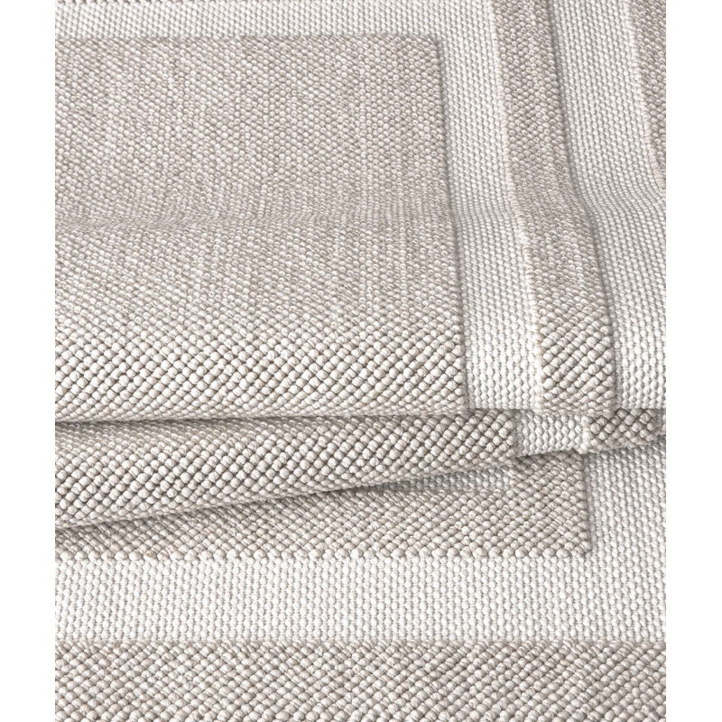 Tapis crème en coton à motif de vison Mood, Rectangle 2 pi 8 po x 5 pi
