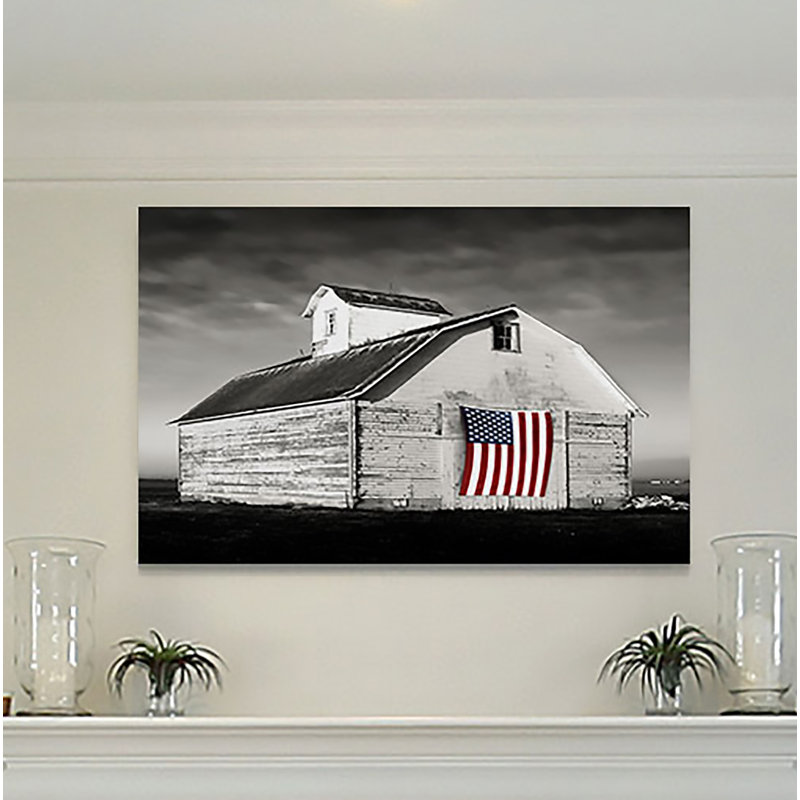 « modern grange i », impression, H 12 po x l 18 po x P 1,5 po, Toile tendue