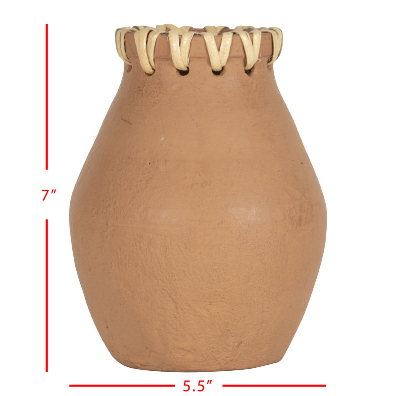 Aminatou Handmade Terracotta Table Vase