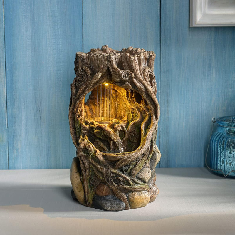 Fontaine à souche d'arbre