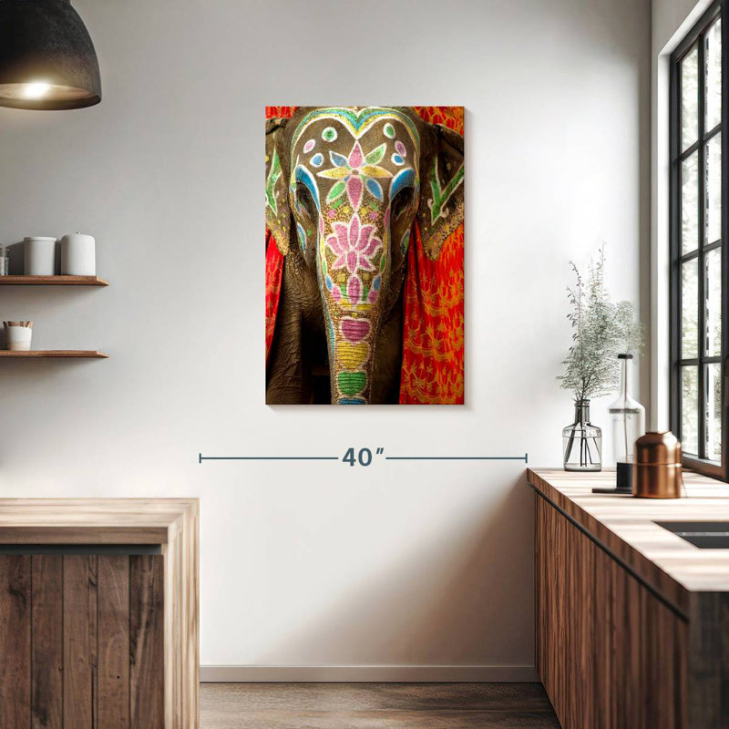Éléphant du Festival indien de Brampt, H 36 po x l 24 po