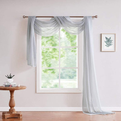 Cantonnière Cricklade en 10 couleurs et 4 tailles. Idéal comme toile de mariage, drap de lit ou pour projet d'artisanat