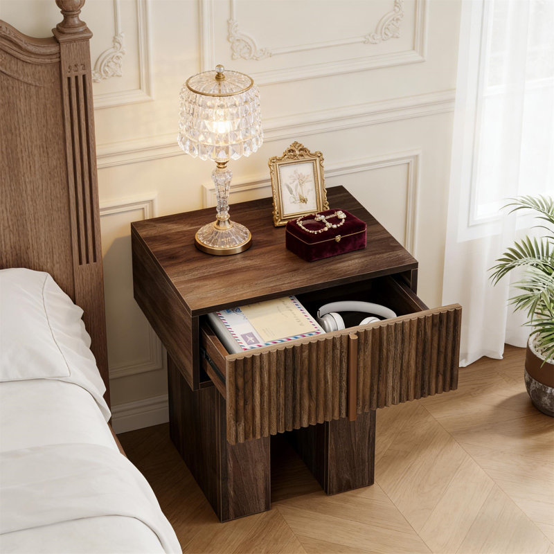 Table de chevet