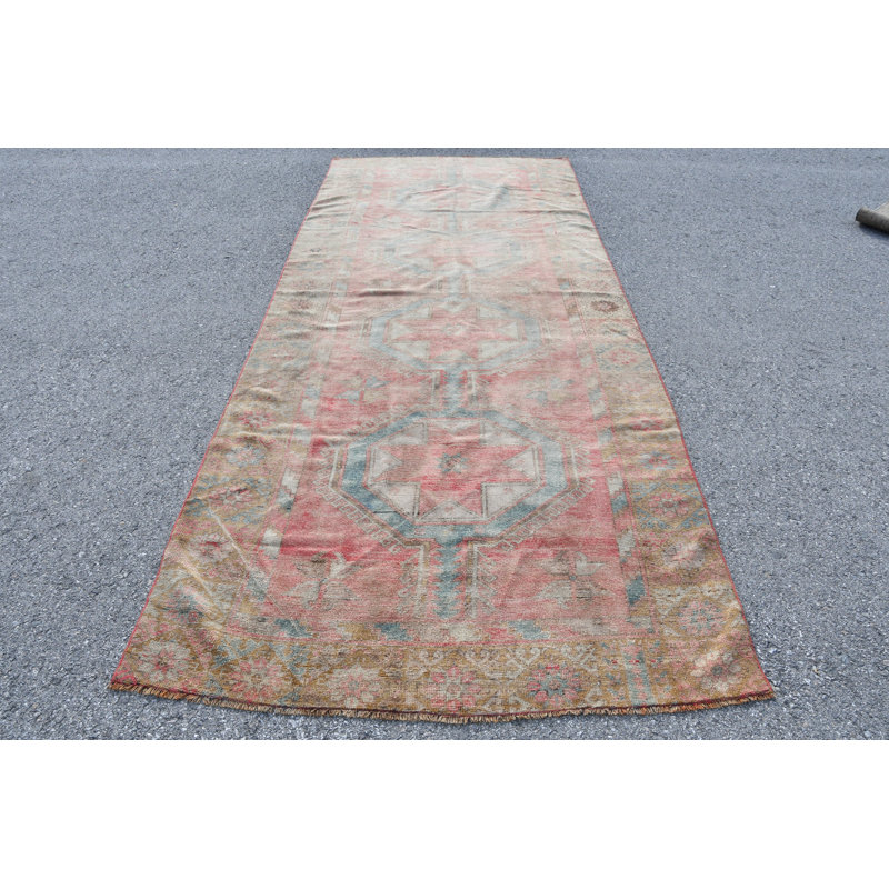 Tapis de couloir antique turc Oushak: tapis de couloir oriental de style rétro avec motif délavé rouge / beige