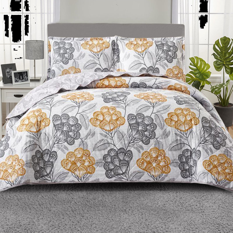 Amala Polyester Floral Bedspread with Pillowcases, Yellow, Super King