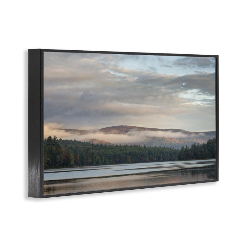 Vue sur la montagne avec giclée encadrée de brouillard, design par James Rodewald, H 12 po x l 18 po