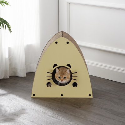 Eriika Scratching Post
