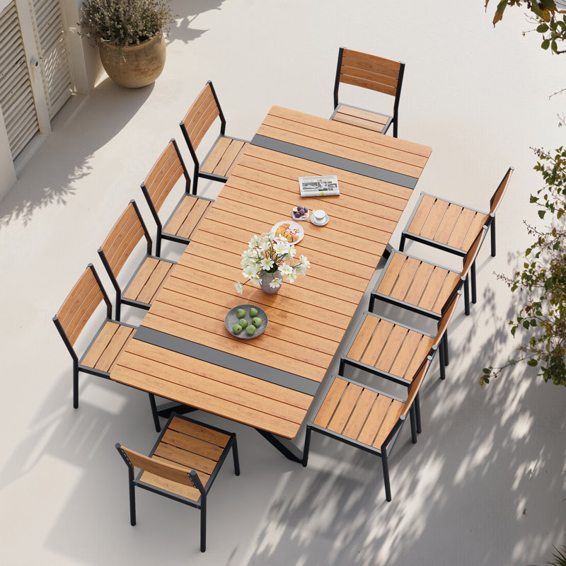 Ensemble repas pour 10 personnes rectangulaire en aluminium avec trou pour parasol et chaises empilables, Brun