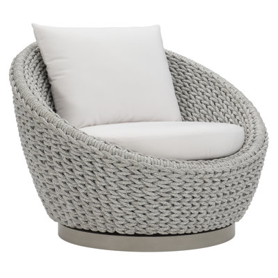 Swivel Wicker Outdoor Lounge Chair