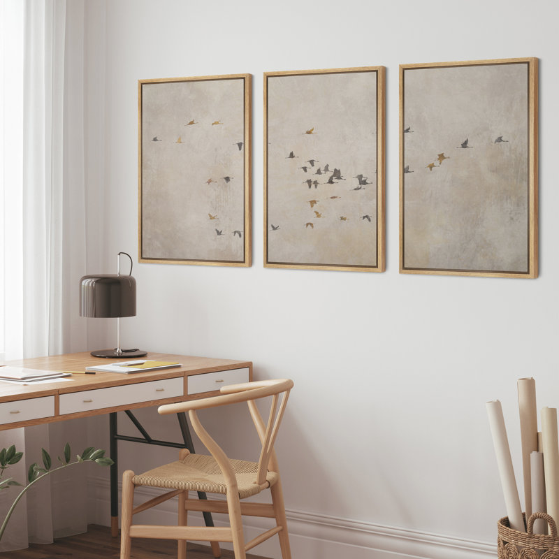 «Flock of Swans Flying In The Sky», ensemble de 3 reproductions d'art sur toile encadrées, H 36 po x l 24 po, Naturel