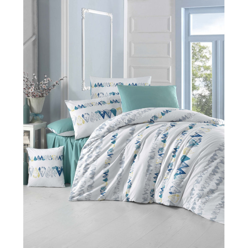 Ewan Floral Duvet Cover Set with Pillowcases, 155 x 200cm Duvet Cover + 1 Pillowcase
