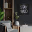Ebern Designs «Stay Wild In Neon White» par Luxe Portfolio, art mural en métal-1359541570