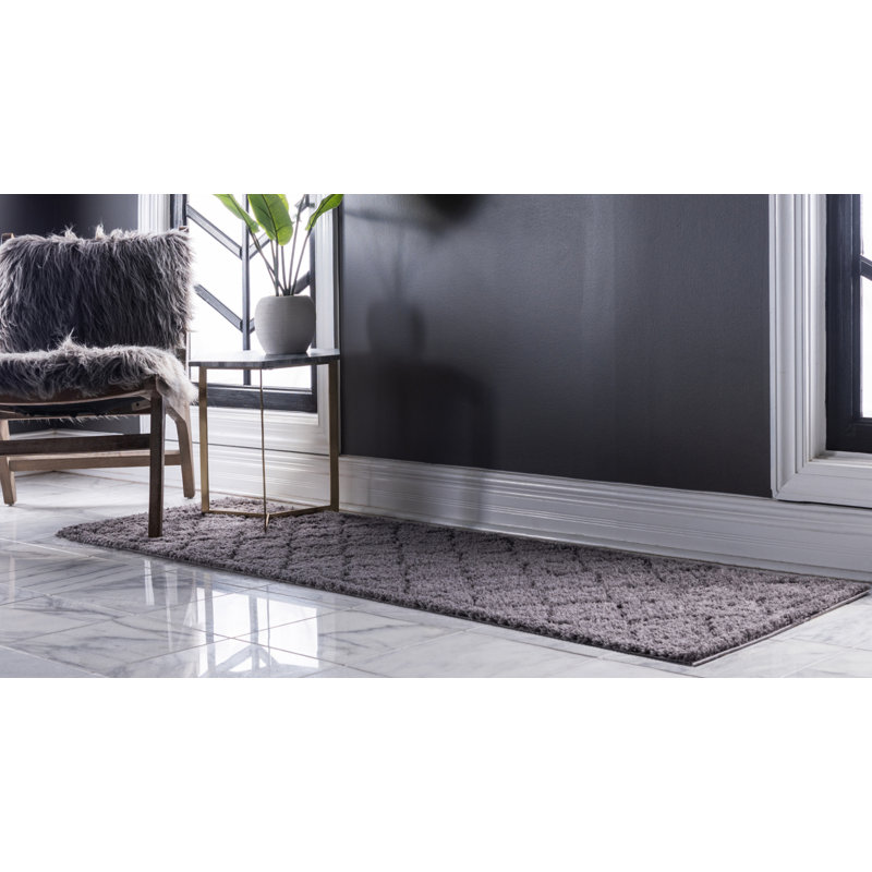 Molly Geometric Indoor Rug, Runner 2'7" x 10'