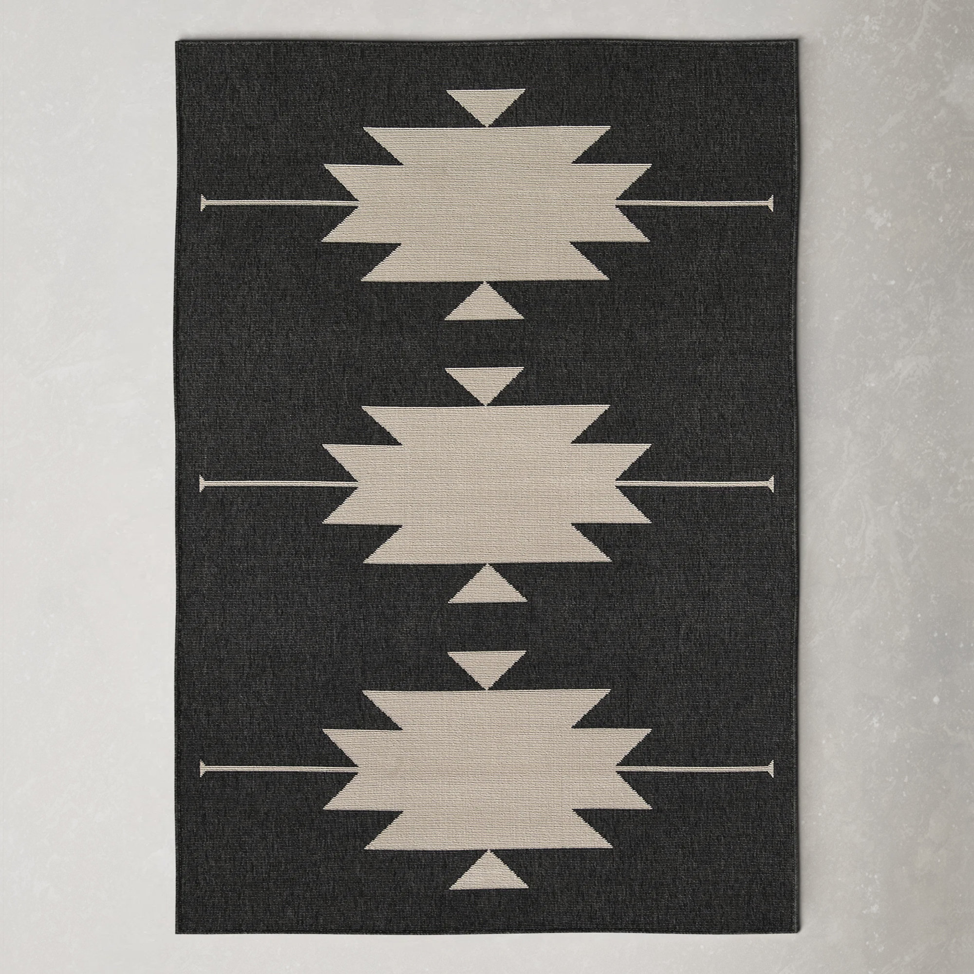 Genesis Indoor/Outdoor Rug, Rectangle 3'11" x 5'7"