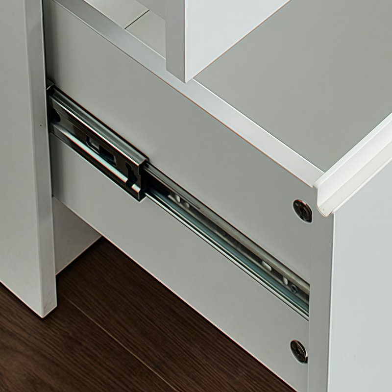 Système de rangement mural blanc pour garde-robe