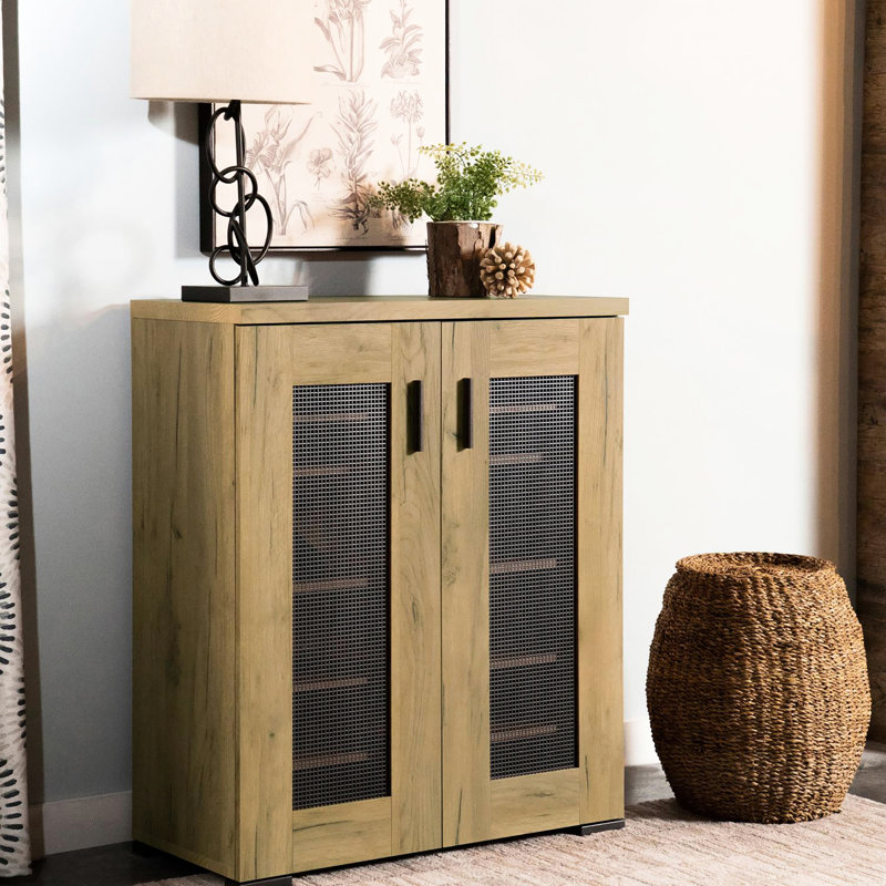 Armoire Golden Oak