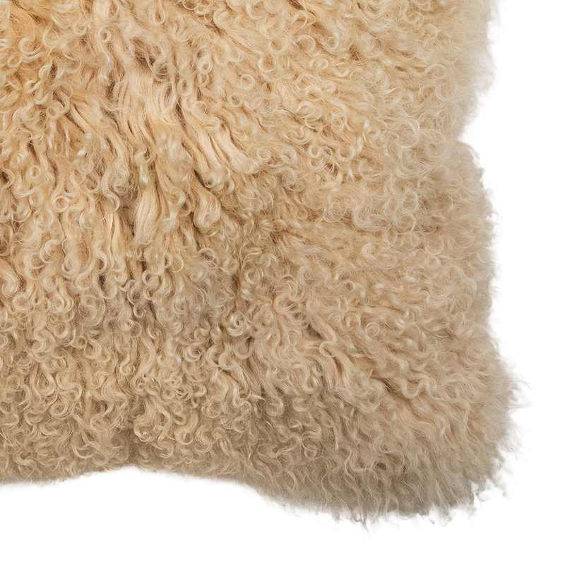 Coussin en fourrure bouclée Curla, H 18 po x l 18 po, Crème