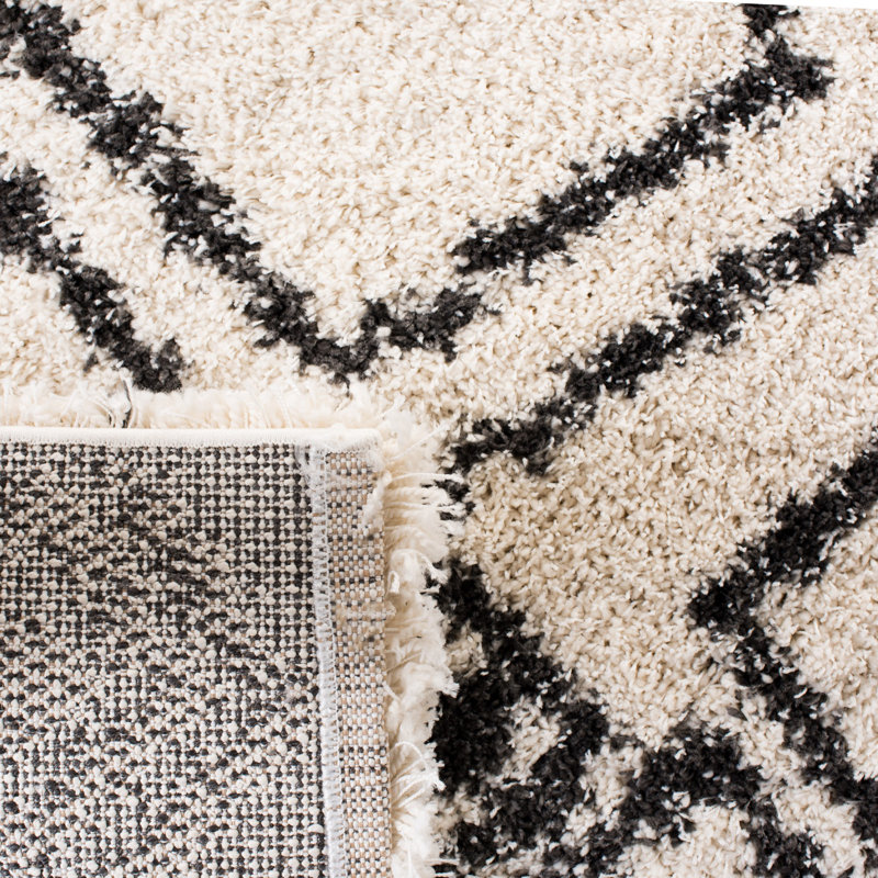 Molloy Geometric Ivory/Charcoal Area Rug, Round 6'7"