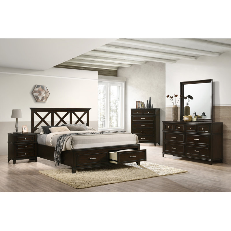 Grand lit avec rangement en peuplier et bois d'hévéa, tête de lit en X et style transitionnel pour une mise à niveau intemporelle de la chambre à coucher