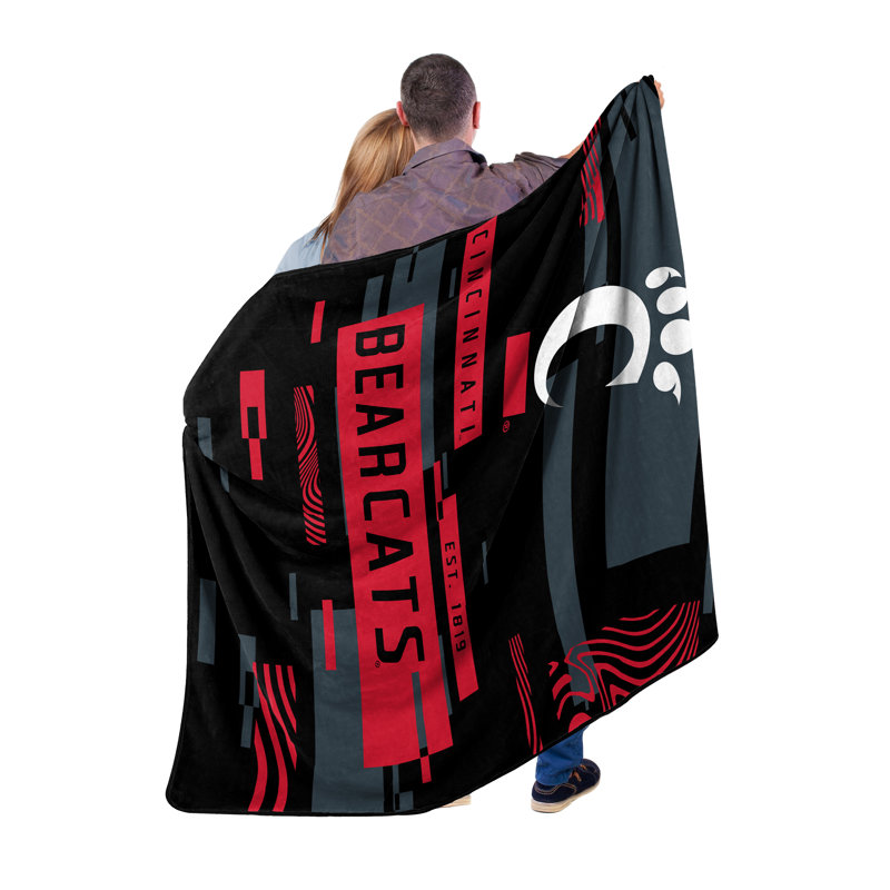 Throw Blanket, Black/Red, Bearcats