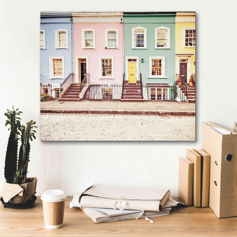 «Chelsea House All Lined Up Spring» par Keri Bevan, art mural sur toile giclée, H 20 po x l 24 po x P 0,75 po