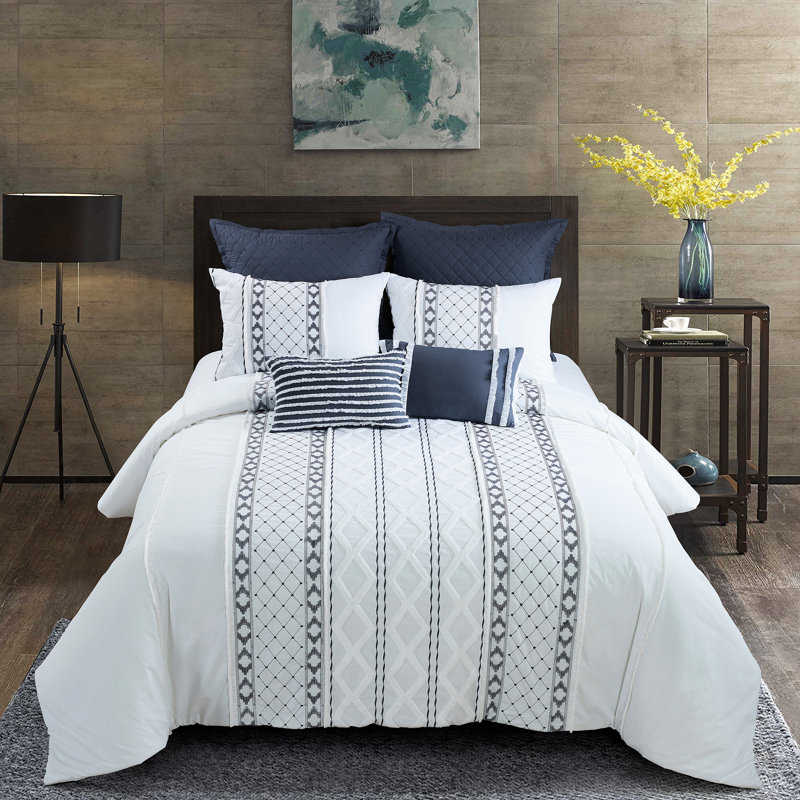 Trellis Cotton Striped Throw Pillow