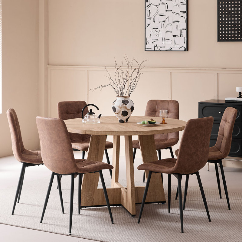 Round Dining Table, Light brown