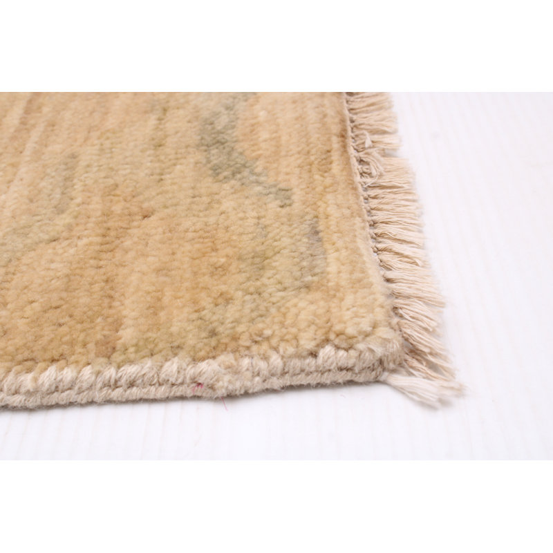 Tapis kaki clair Mystique 9 po x 11 po 9 po