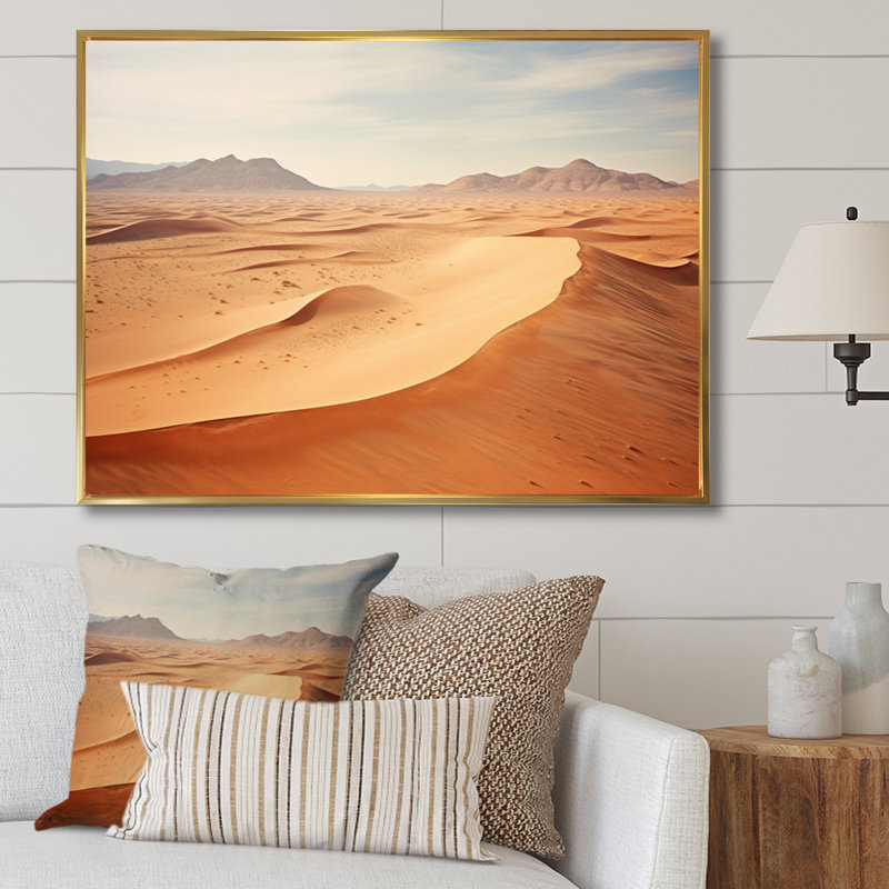 Scénique paysage désertique infini horizon III, H 30 po x l 40 po x P 1,5 po, Cadre flottant doré