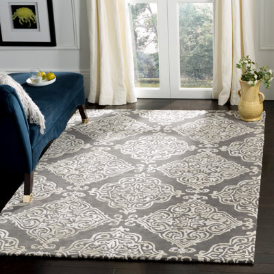 Tapis en viscose / laine gris foncé touffeté à la main Bernon