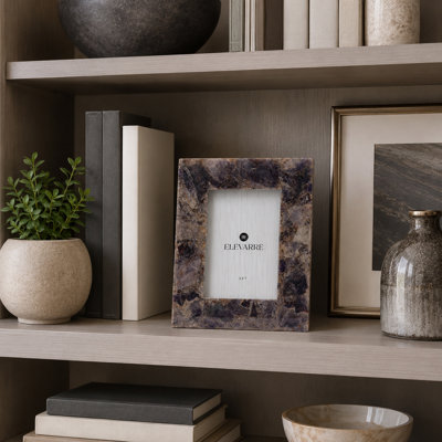 Cadre photo décoratif en pierre et en métal pour console - Accessoire photo contemporain pour une entrée moderne et une étagère - Violet