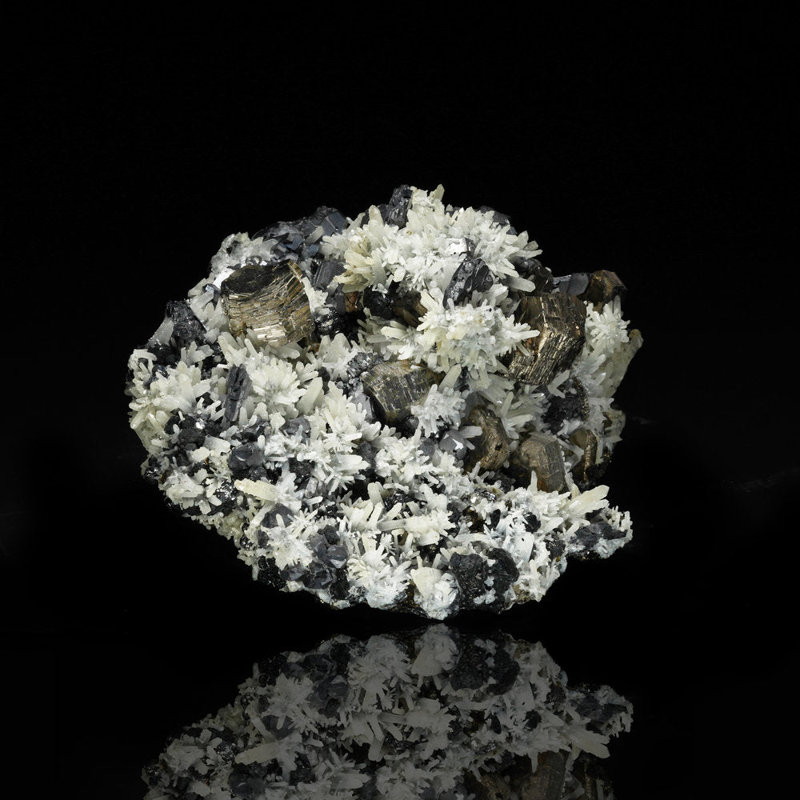 Pyrhotite, galène et quartz
