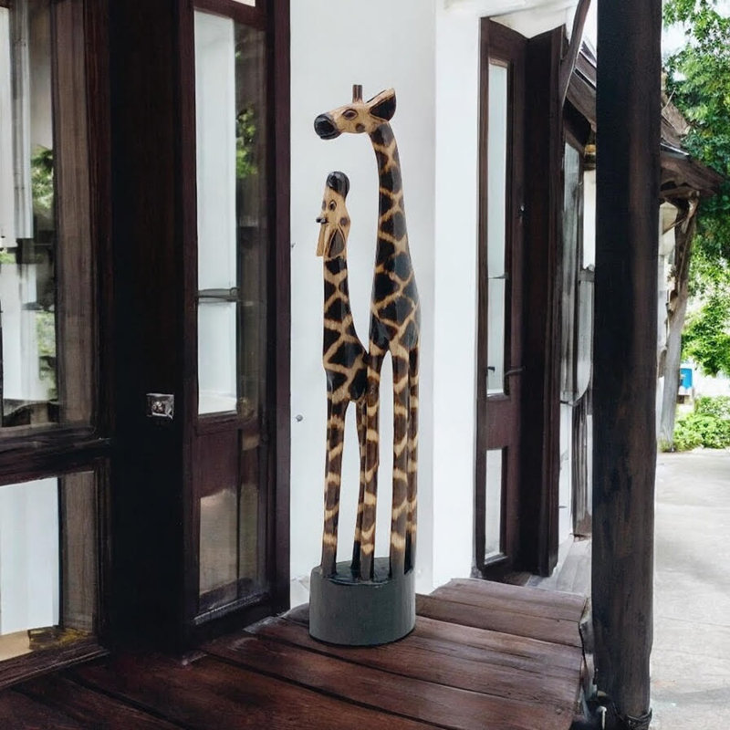 Seliga Animals Statue