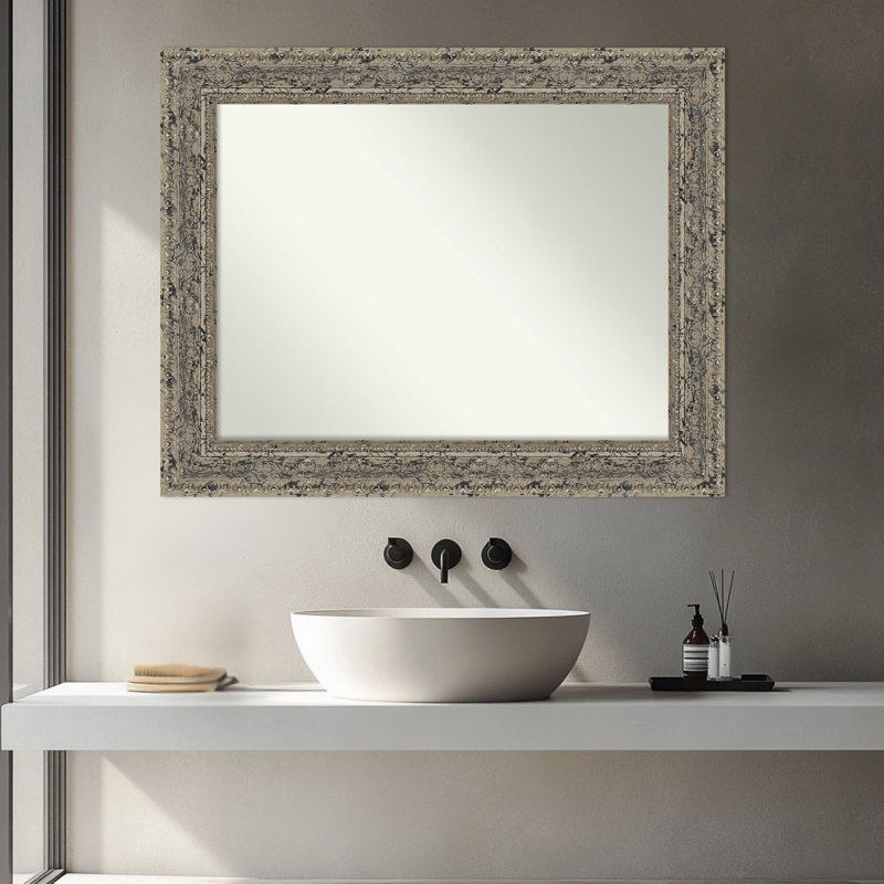Miroir mural de salle de bain Attic, 29,5 po x 23,5 po, Argent argent
