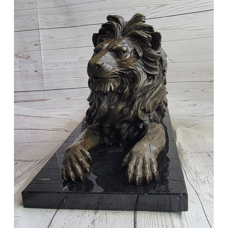 Figurines et sculptures