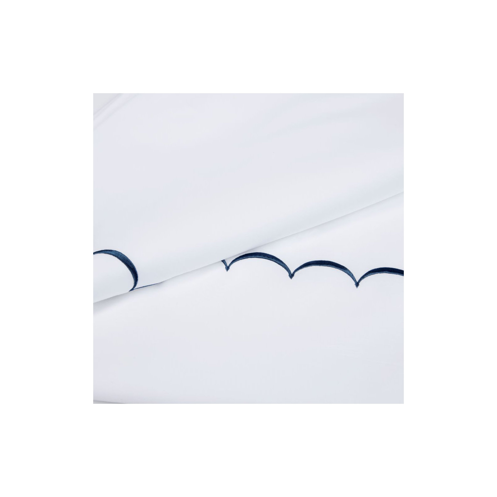 Brazier Cotton Sateen Duvet Cover Set, King Duvet Cover + 2 King Shams, Navy Blue/White