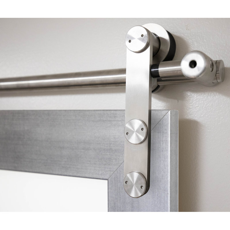 Miroir de porte de grange en bois Alzena, 30,5 po x 49,5 po, Argent